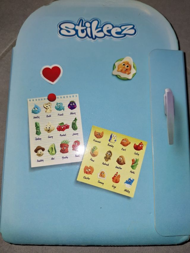 Stikeez Happy Home: Gioco Completo