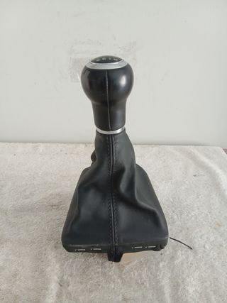 Pomo cambio Audi A4 B9 8w