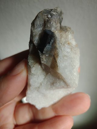 Tormalina nera su Quarzo