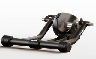 Rodillo BKool Pro + Bicicleta GT 1.0 Avalanche