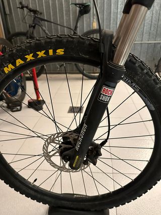 Rodillo BKool Pro + Bicicleta GT 1.0 Avalanche