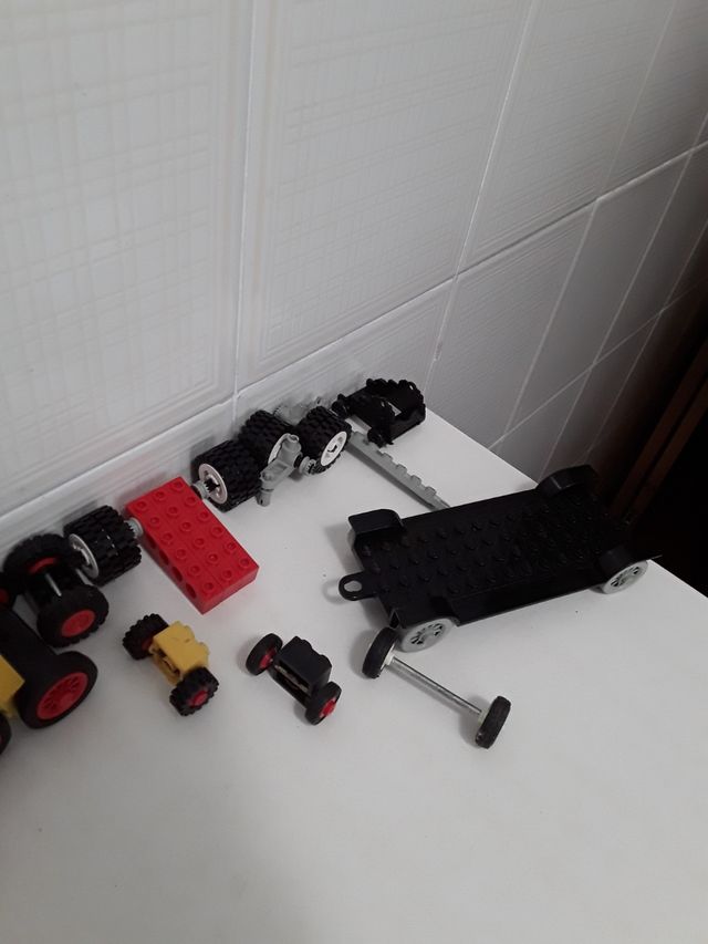 Rodales de juguete de Play mobil, en número de 20.