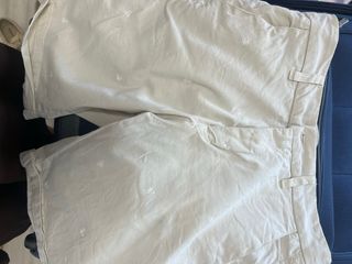 Bermuda Silbon beige - Pantalones cortos 
Talla 40