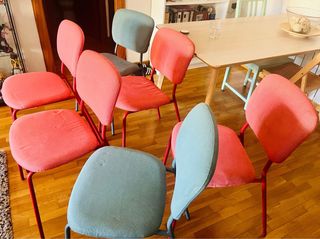 Conjunto de 6 Sillas Vihals Ikea rojas y azul