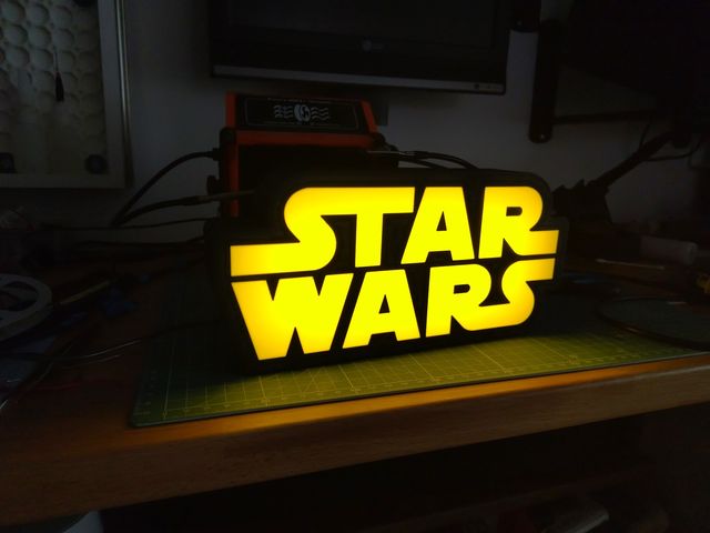 Logos retroiluminados 8bits: MSX, Sinclair, Amstra