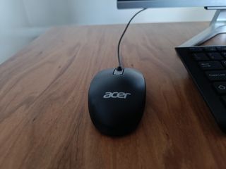 Acer Aspire C24 AIO + Teclado e Rato