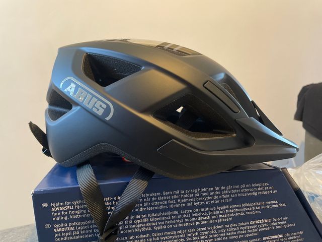 Casco bici Abus nero