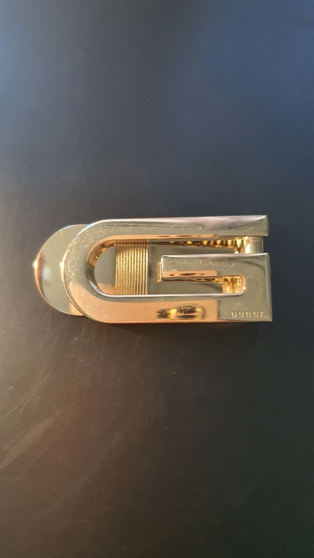 Clip billetes Gucci