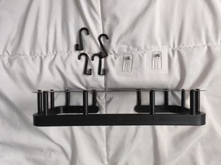 Estantería baño. metal negro