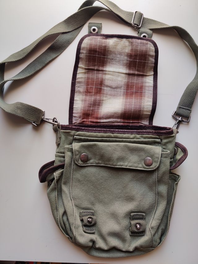 Bandolera XDYE Soho Division - Verde Oliva