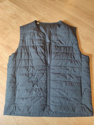 Chaleco negro hombre deportivo