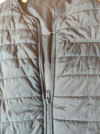 Chaleco negro hombre deportivo