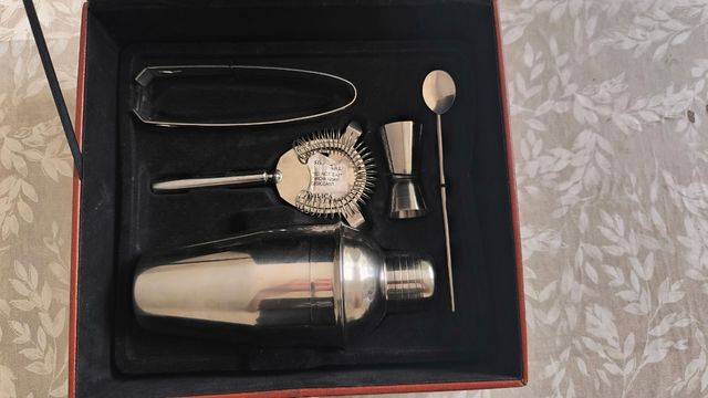 Kit coctelería - Caja cuero marrón