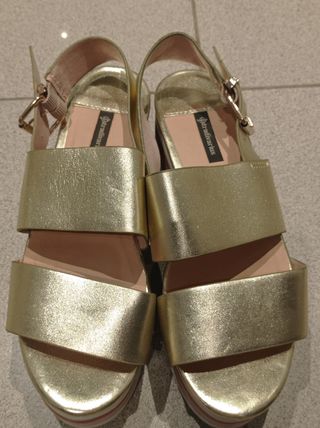 Sandalias Steve Madden doradas