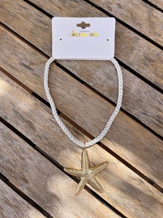 Collar Estrella de Mar Dorado