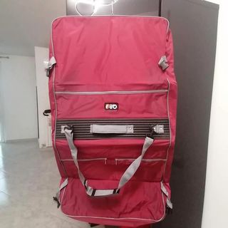 Custodia abiti Q8 - Rosso