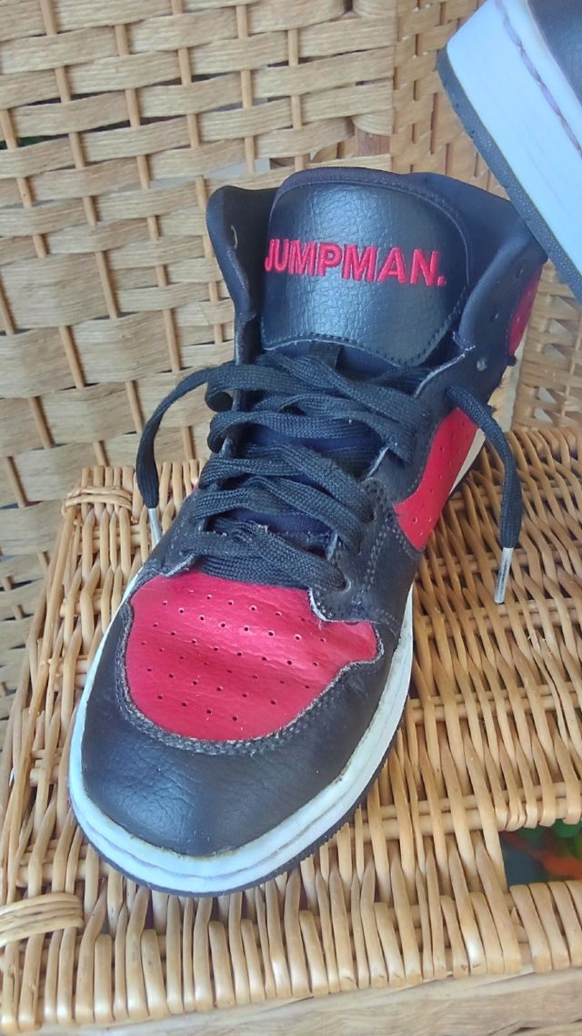 Tênis Nike Jumpman 40.5