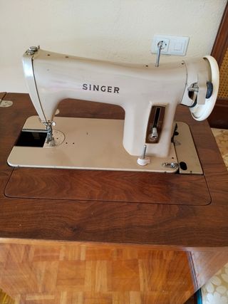 Máquina coser Singer antigua