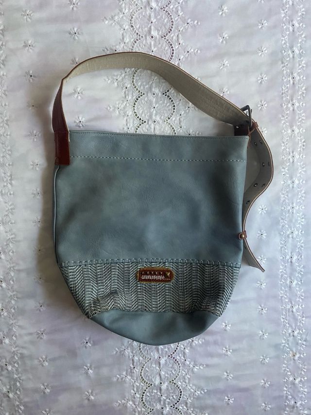 Bolso gris azulado