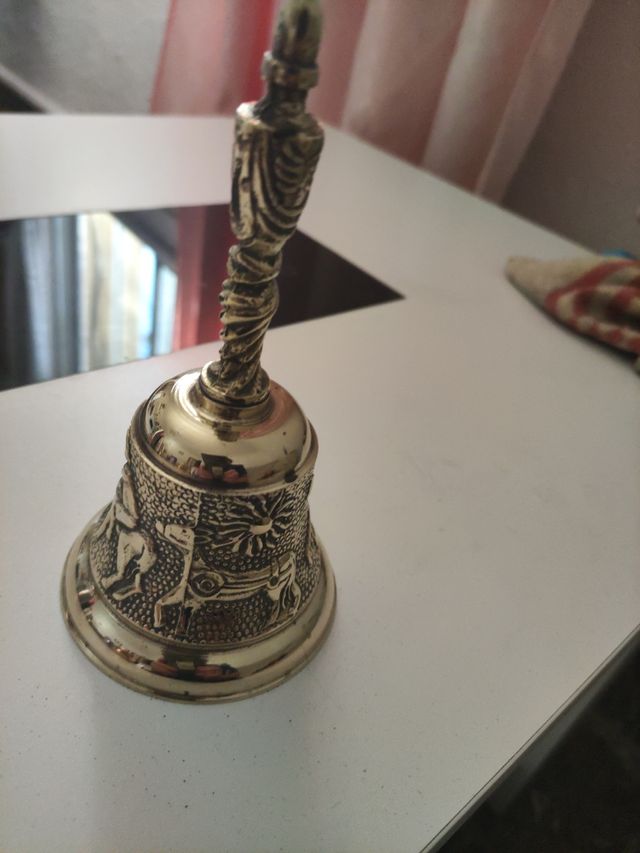 Campana latón artesanal