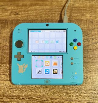 Nintendo 2DS azul edición Pokémon Sol y Luna