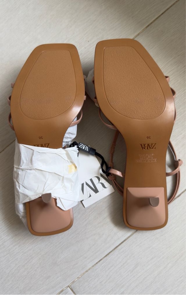 Sandalias Zara - Flores Beige