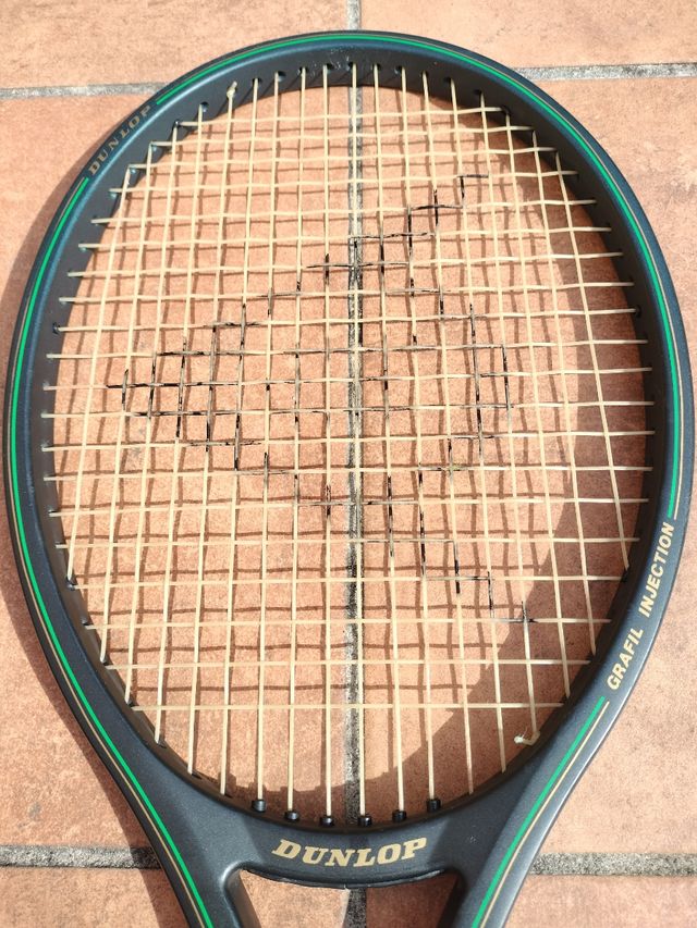 Raqueta Dunlop Max 200G