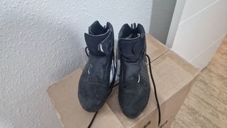 Botas touring impermeables talla 43