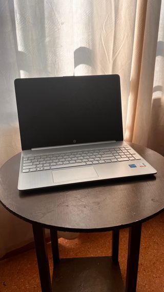 Portátil HP 15s-fq4060ns i5 8GB 512GB SSD