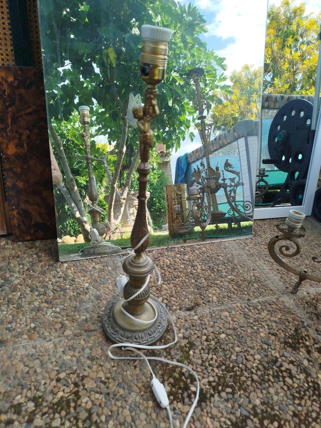 Lampara bronce estilo antiguo