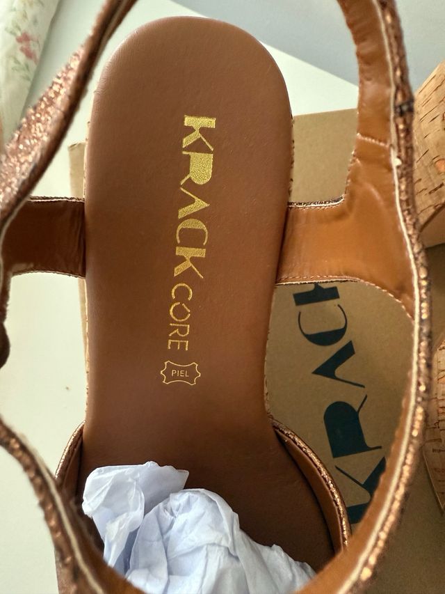 Sandalias Krack plataforma color cobre