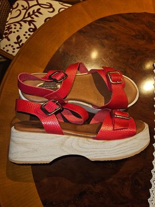 Sandalias rojas plataforma