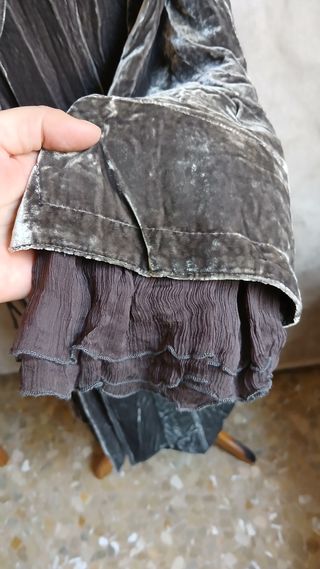 Vestido gris de terciopelo