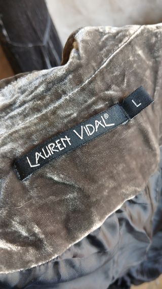 Vestido gris de terciopelo