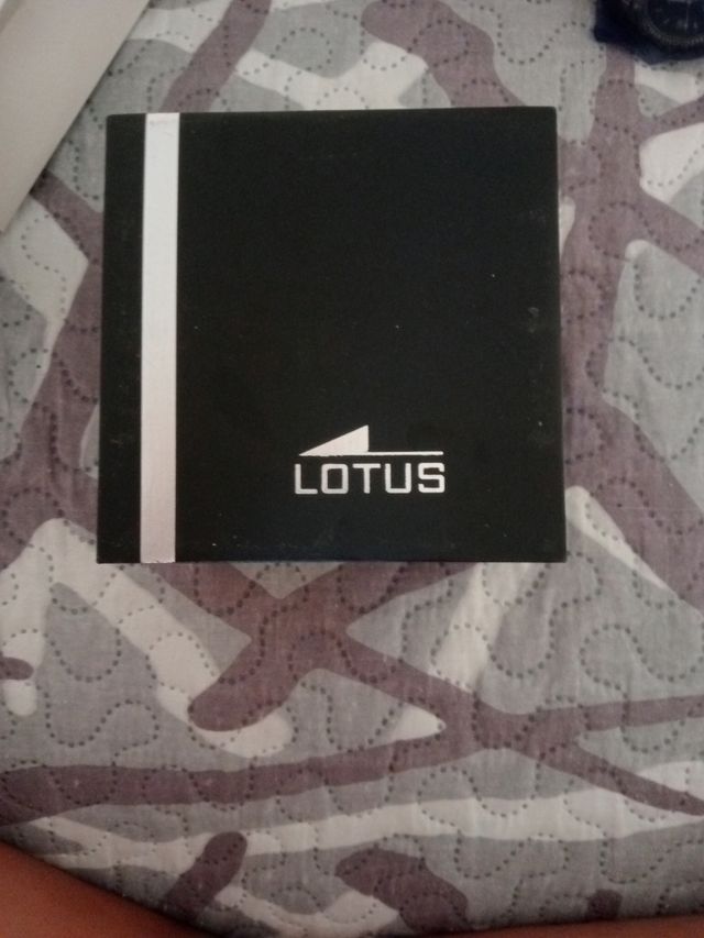 Orologio da donna Lotus blu argento