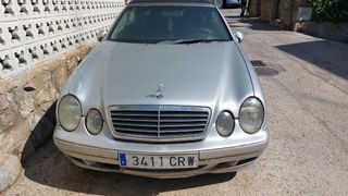 Mercedes-Benz  CLK 2002