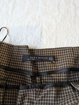 Pantalón Cuadra Zara M