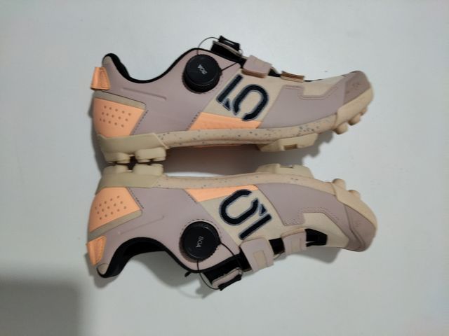 Bicicletta da montagna Five Ten T38