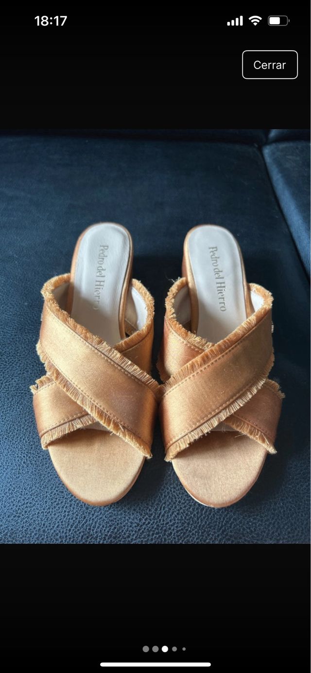 Sandalias Pedro del Hierro doradas - talla 37