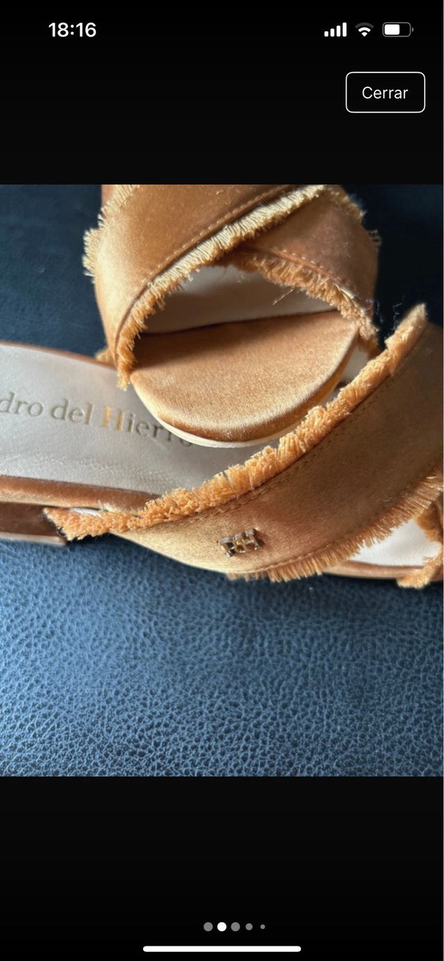 Sandalias Pedro del Hierro doradas - talla 37