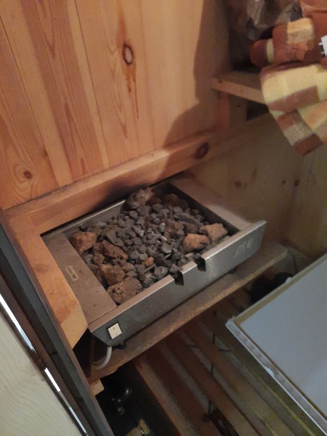 Sauna in legno massello L.160 x P.110 x H.198