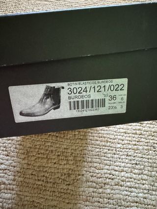 Botines Massimo Dutti burdeos