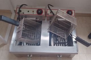 Freidora industrial doble.
