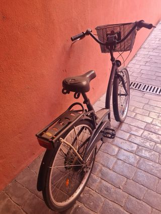 Bicicleta paseo BH negra