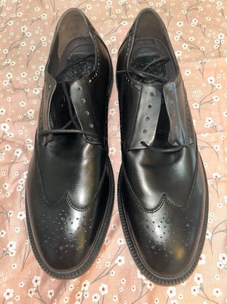 Zapatos negros de piel