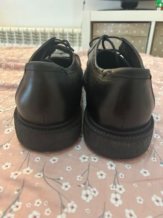 Zapatos negros de piel