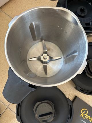 Cecotec Mambo 9590 con manual y recetarios