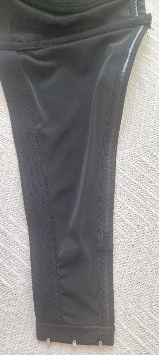 Sujetador sin tirantes negro de buena sujeción 110