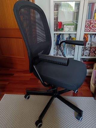 Silla oficina Ikea Flintan - Negra