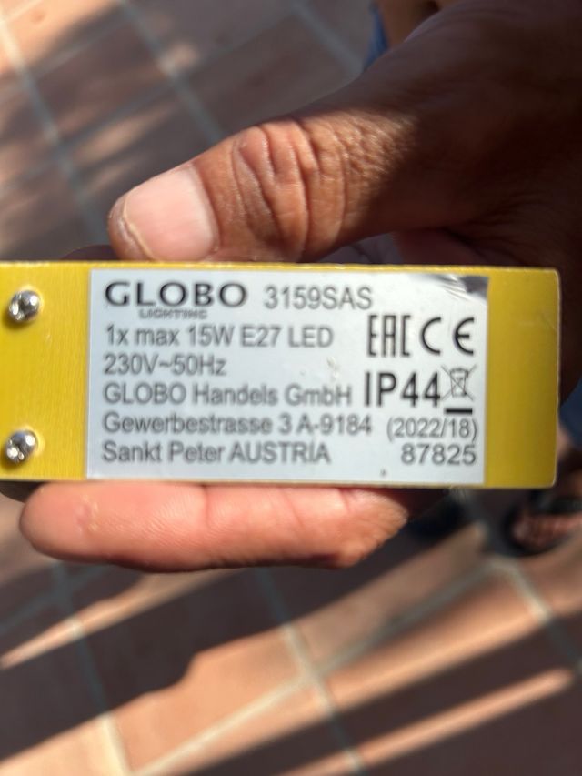 2 Lamparas exteriores metalicas negras